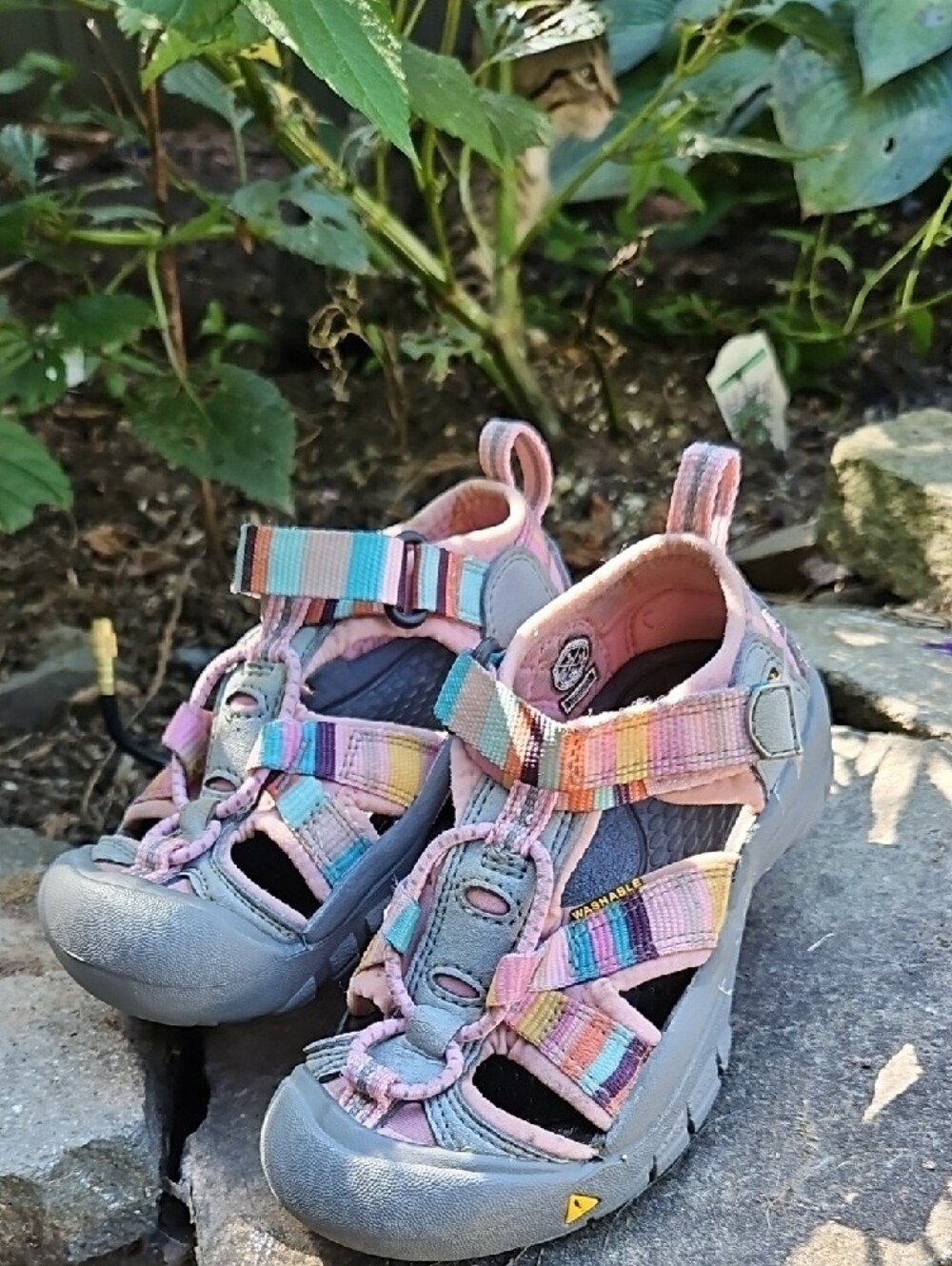 Keen Kids Multi-Color Outdoor Sandals - Pink Accent Water Shoes. Sz 9 (Toddler) - Picture 2 of 6